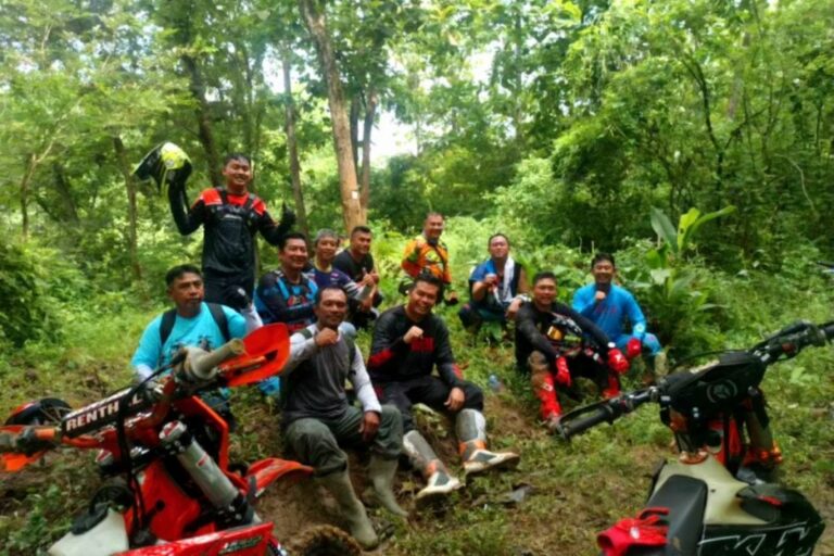 cfa1b380-e810-45bc-a66b-a59ce75cb1e4